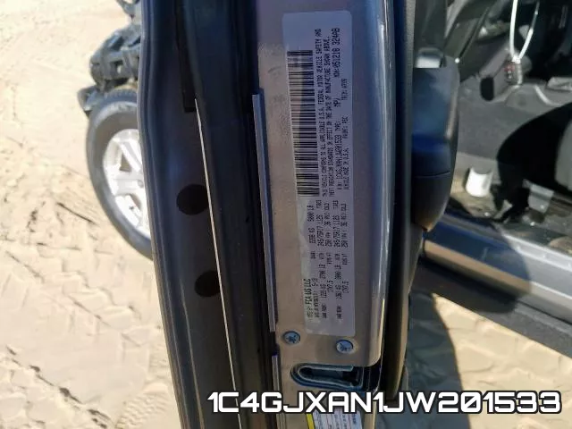 1C4GJXAN1JW201533_10.webp