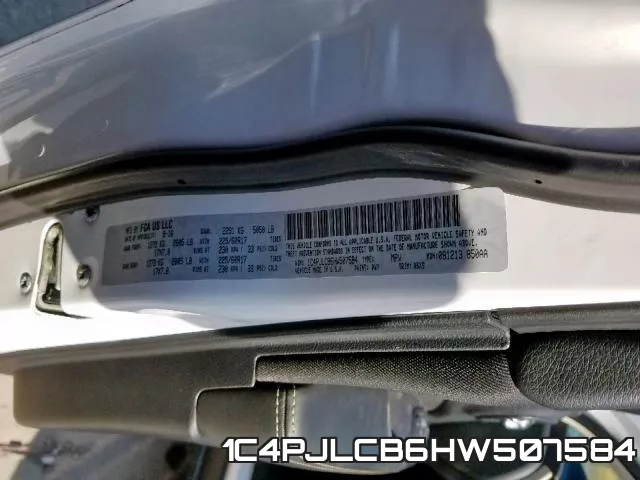 1C4PJLCB6HW507584_10.webp