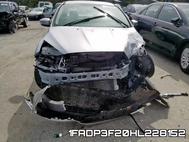 1FADP3F20HL228152_9.webp