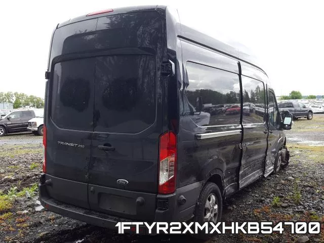 1FTYR2XMXHKB54700_4.webp