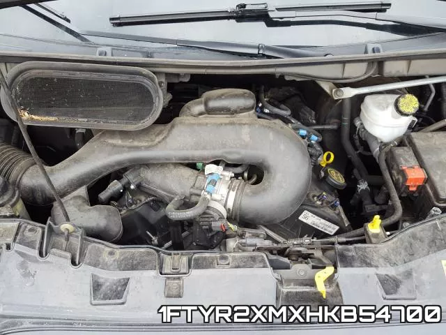 1FTYR2XMXHKB54700_7.webp