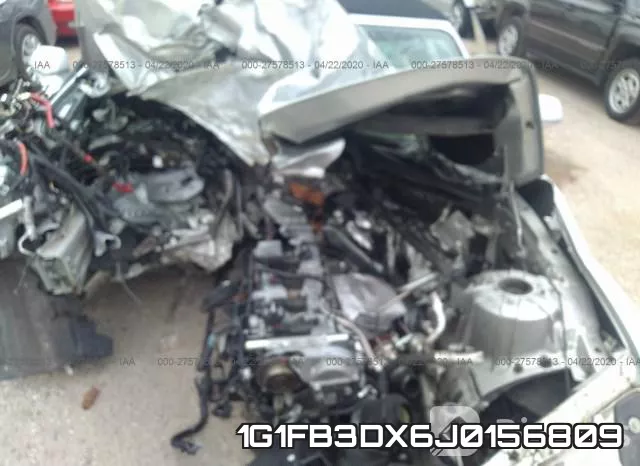 1G1FB3DX6J0156809_10.webp