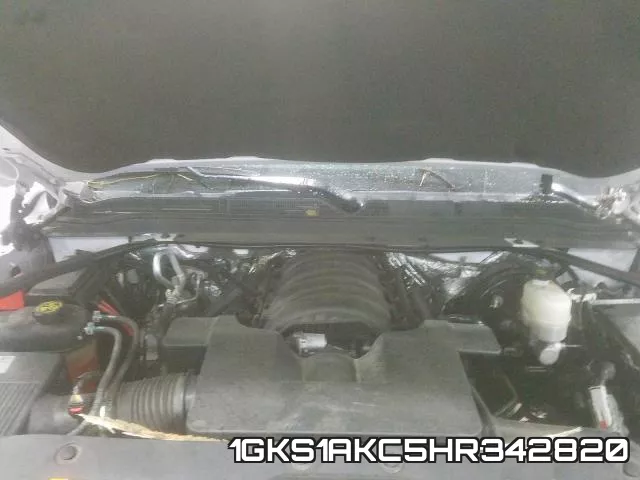 1GKS1AKC5HR342820_7.webp