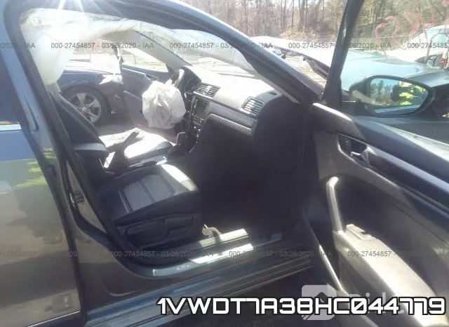 1VWDT7A38HC044779_5.webp