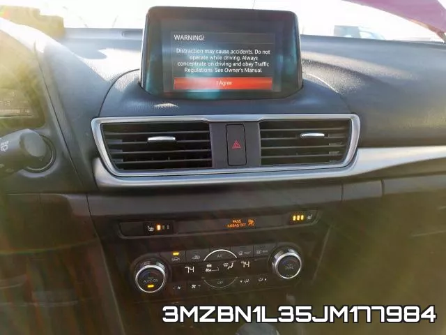 3MZBN1L35JM177984_9.webp