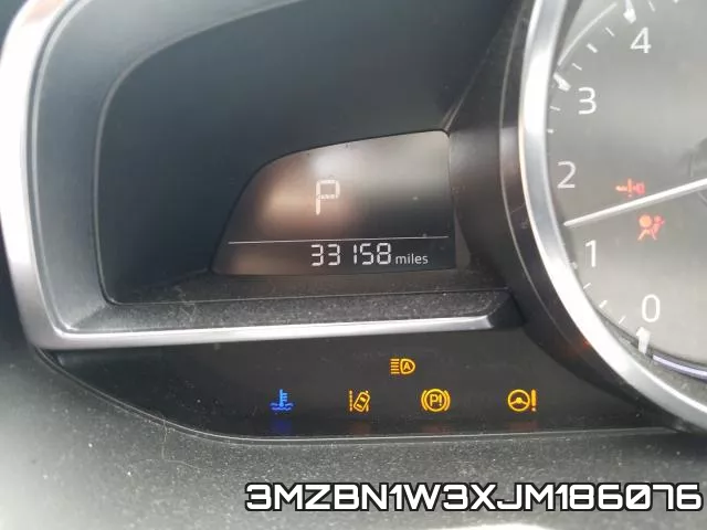 3MZBN1W3XJM186076_8.webp