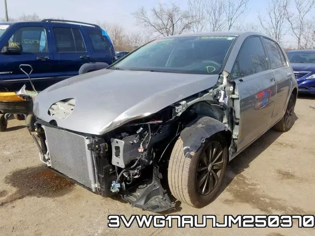 3VWG17AU7JM250370_2.webp