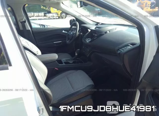 1FMCU9JD8HUE41981_5.webp