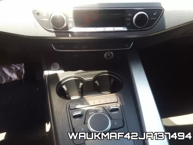 WAUKMAF42JA137494_9.webp