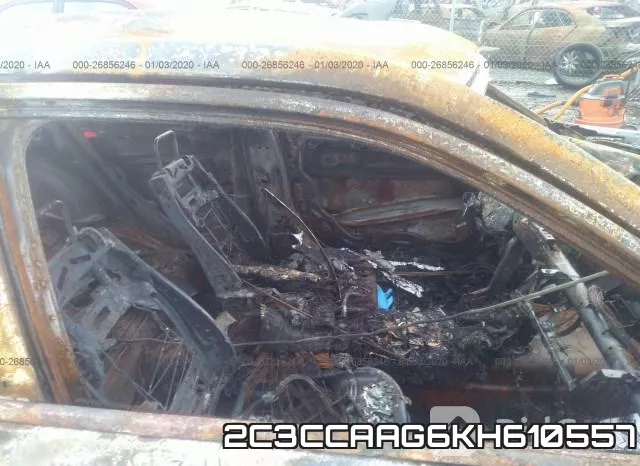 2C3CCAAG6KH610557_5.webp