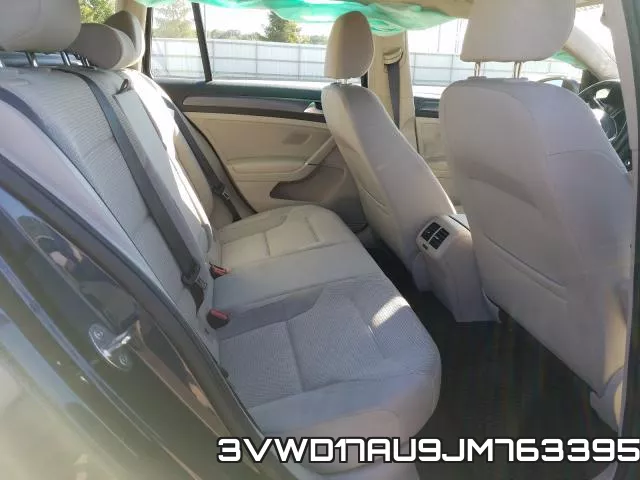 3VWD17AU9JM763395_6.webp