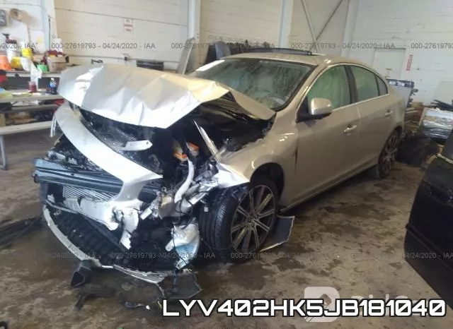 LYV402HK5JB181040_2.webp