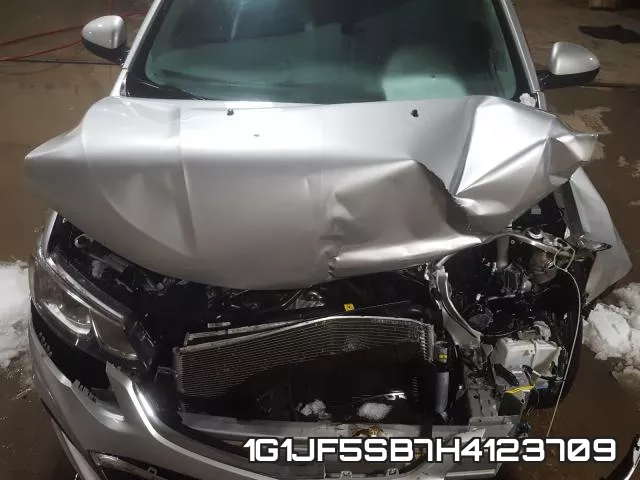 1G1JF5SB7H4123709_7.webp