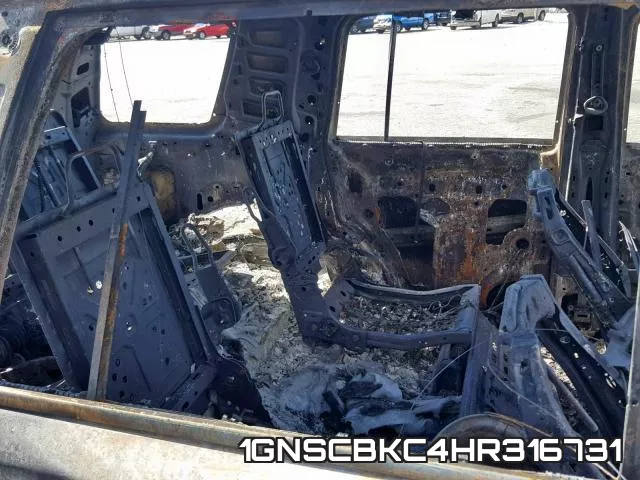 1GNSCBKC4HR316731_6.webp