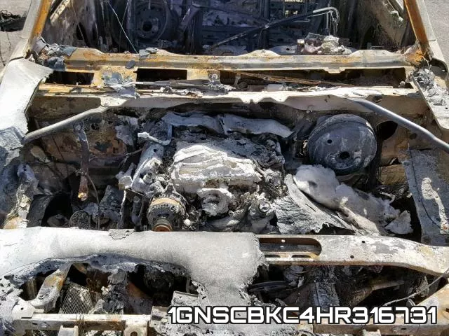 1GNSCBKC4HR316731_7.webp