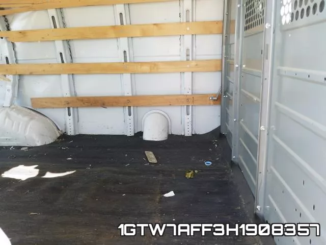 1GTW7AFF3H1908357_6.webp