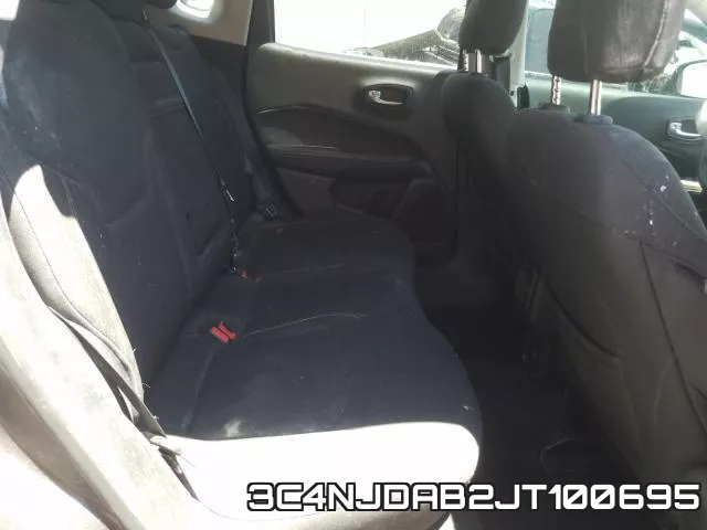 3C4NJDAB2JT100695
