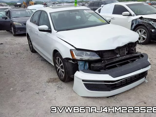 3VWB67AJ4HM223526_1.webp