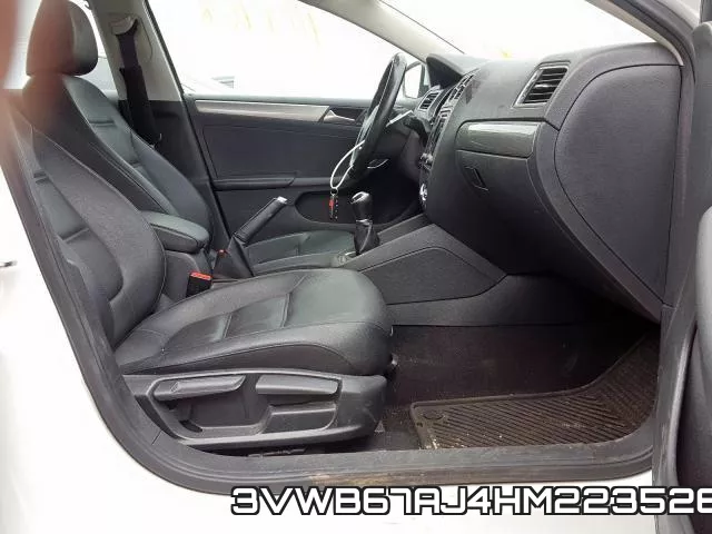 3VWB67AJ4HM223526_5.webp
