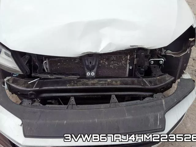 3VWB67AJ4HM223526_9.webp