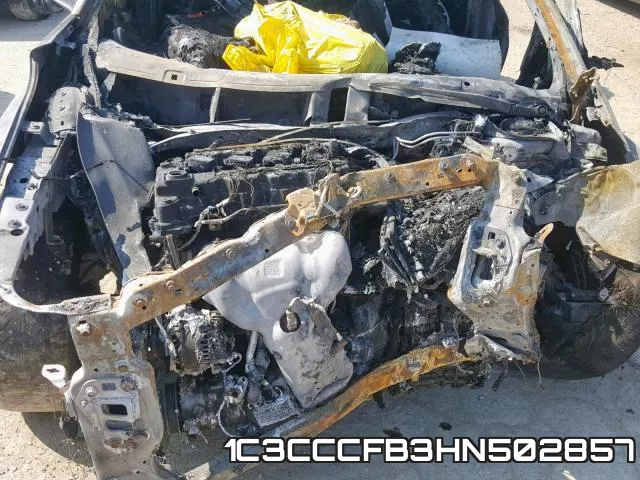 1C3CCCFB3HN502857_7.webp