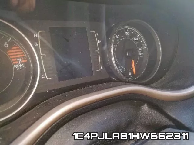 1C4PJLAB1HW652311_8.webp