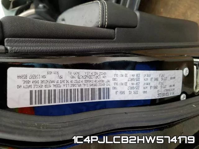 1C4PJLCB2HW574179_10.webp