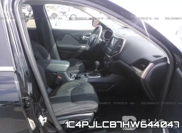 1C4PJLCB7HW644047_5.webp