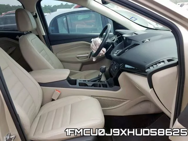 1FMCU0J9XHUD58625_5.webp