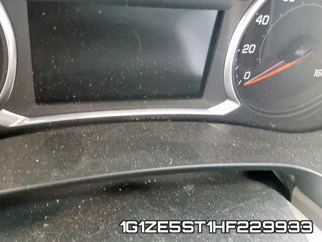 1G1ZE5ST1HF229933