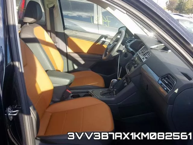 3VV3B7AX1KM082561_5.webp