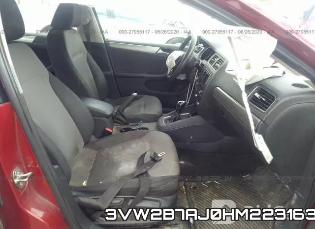 3VW2B7AJ0HM223163_5.webp