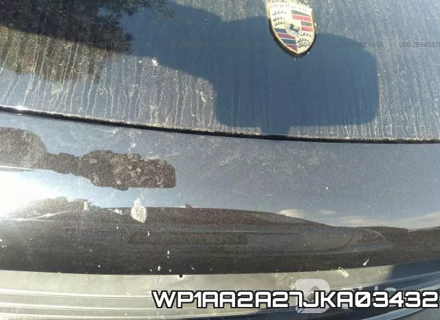 WP1AA2A27JKA03432_10.webp