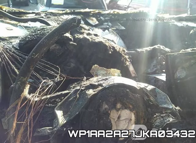 WP1AA2A27JKA03432_7.webp