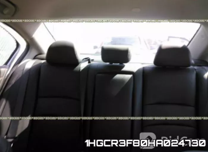 1HGCR3F80HA024730_8.webp