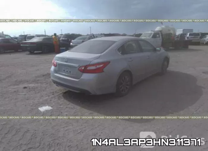 1N4AL3AP3HN311371_4.webp