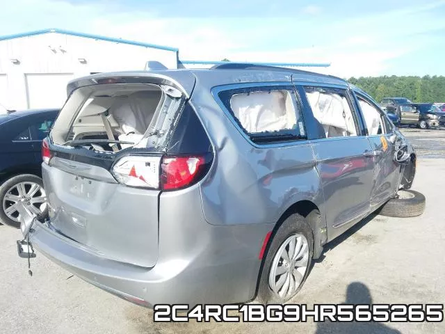 2C4RC1BG9HR565265_4.webp