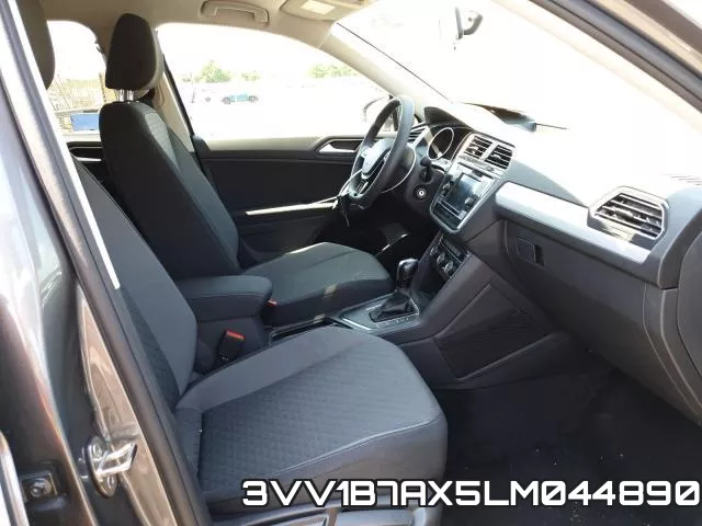 3VV1B7AX5LM044890_5.webp