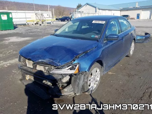 3VW2B7AJ3HM370271_2.webp