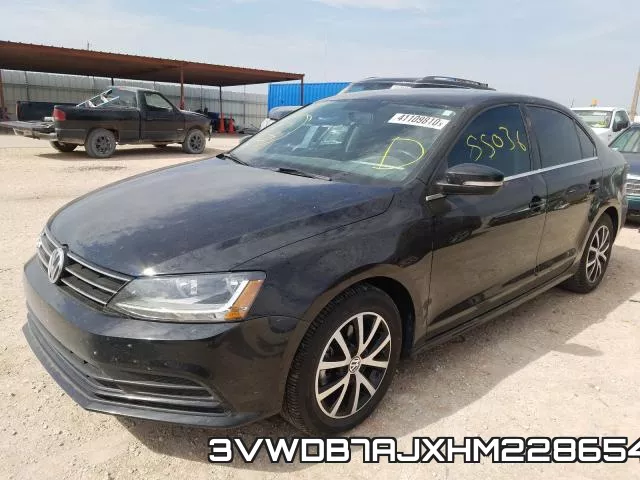3VWDB7AJXHM228654_2.webp