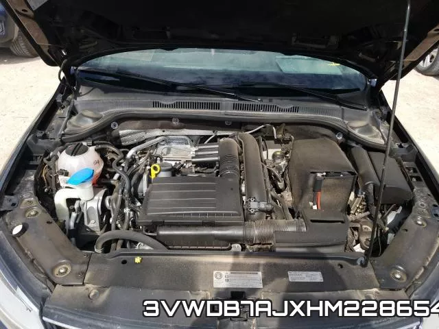 3VWDB7AJXHM228654_7.webp