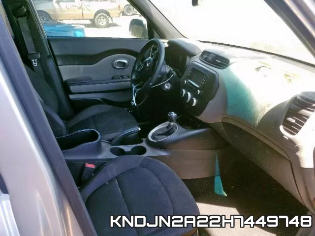 KNDJN2A22H7449748_5.webp