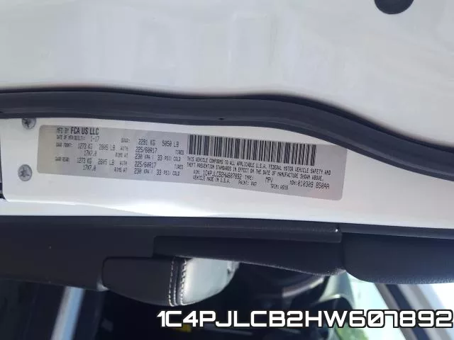 1C4PJLCB2HW607892_10.webp