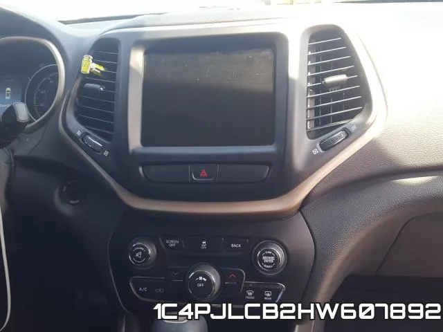 1C4PJLCB2HW607892_9.webp