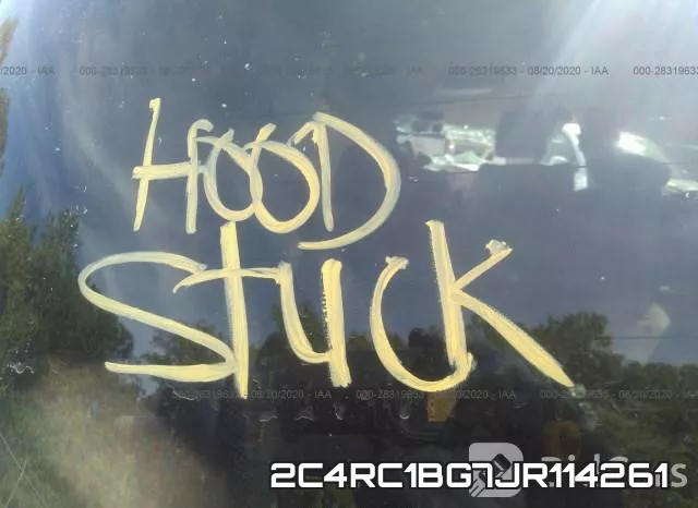 2C4RC1BG7JR114261_10.webp