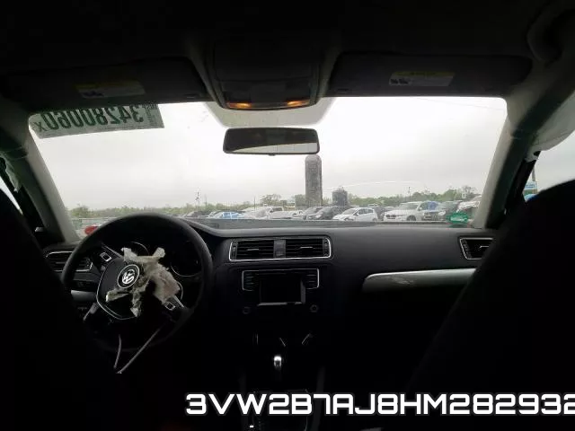 3VW2B7AJ8HM282932_9.webp