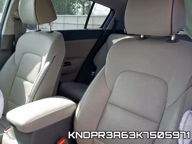 KNDPR3A63K7505971_9.webp
