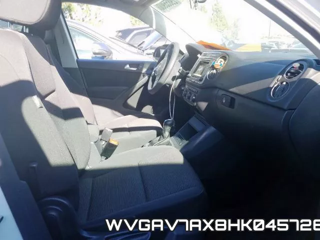 WVGAV7AX8HK045726_5.webp