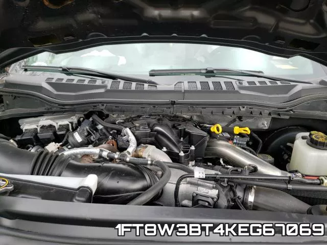 1FT8W3BT4KEG67069_7.webp