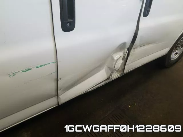 1GCWGAFF0H1228609_9.webp
